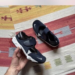 Nike Kids Black and White Sneakers